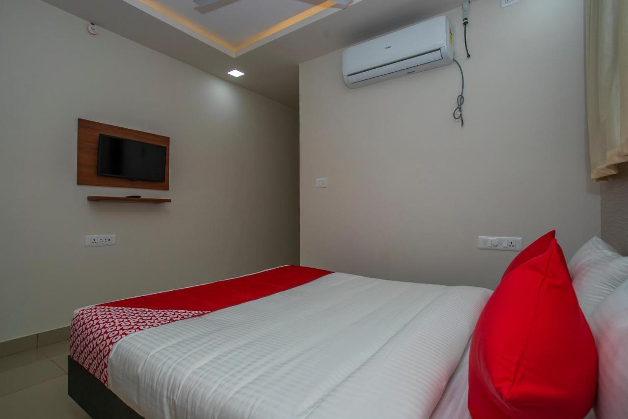 Hotel O Varcity Phi Premium Pavilion ,Above Hdfc Bank ,Near Anjaneya Temple Madiwala, Hosur Main R Bangalore Extérieur photo